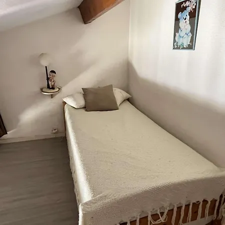 Apartment Maison 3 Pieces Mezzanine 6 Couchages Sur Ar230-020 *